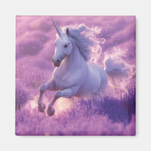Aimant Magnifique licorne blanche galopant à travers la l