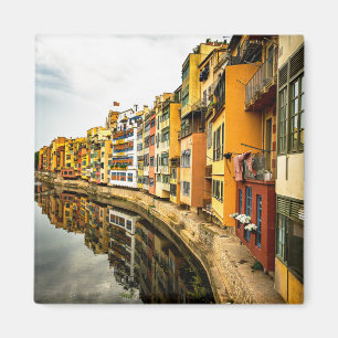 Aimant Maisons colorées le long de la rivière Onyar