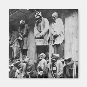 Aimant Mamans des catacombes à Palerme, Italie