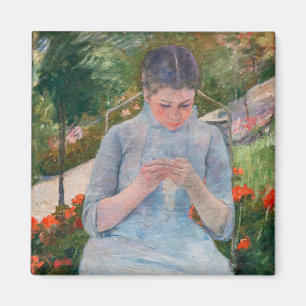 Aimant Mary Cassatt - Fille couture dans un jardin
