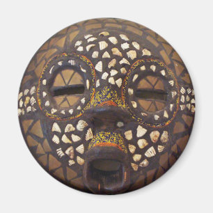 Aimant Masque africain avec des coquilles de cauri
