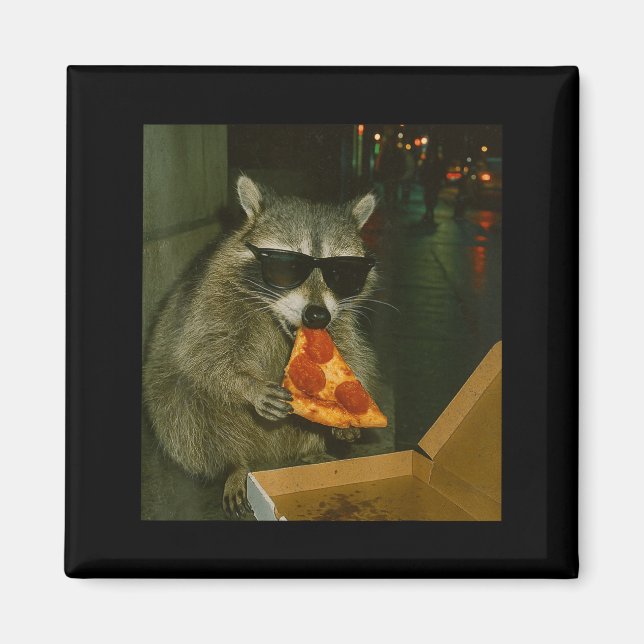 Aimant Mème d'animal de raton laveur drôle mangeant Zza (Devant)