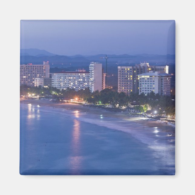 Aimant Mexique, Guerrero, Ixtapa. Hôtels Ixtapa le long (Devant)