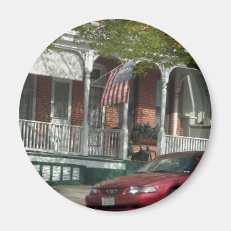 Aimant Mustang et drapeau américain à Hampden