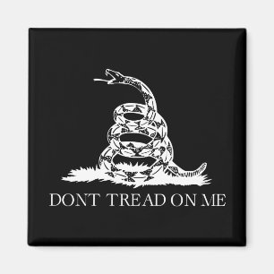 Aimant Ne me marche pas dessus drapeau Gadsden NOIR ET BL