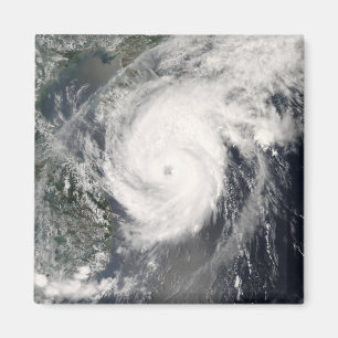 Aimant Ouragan Neoguri approchant la Chine 2
