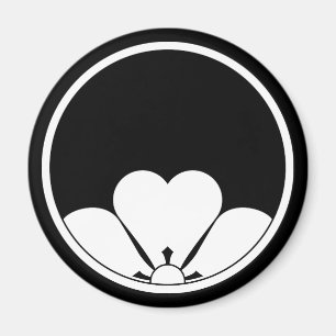 Aimant Oxalis des bois vu par un judas dans un anneau fil