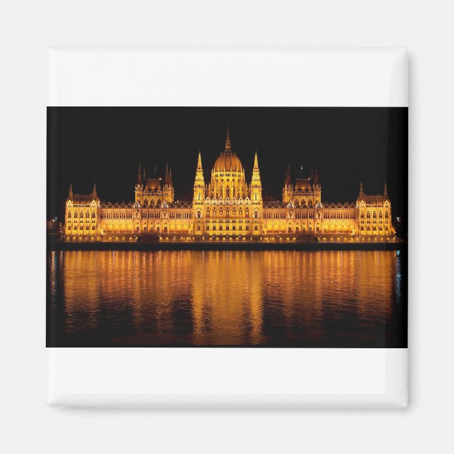 Aimant Parlement hongrois en soirée (Devant)