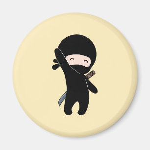 Aimant Petit ninja heureux sur fond jaune