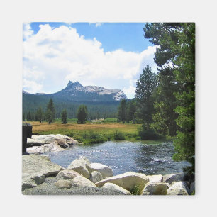 Aimant Pic cathédral à Tuolumne Meadows, Yosemite, CA
