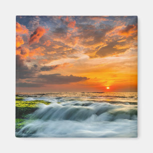 Aimant Plage de Manyar au lever de soleil