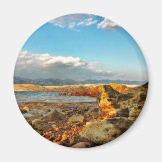 Aimant Plage de pierres sur l'île de Pag en Croatie