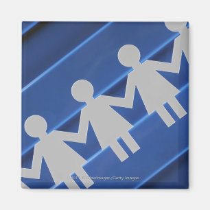 Aimant Plan rapproché des poupées à chaînes de papier