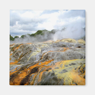Aimant Pohutu Geyser, Rotorua, Nouvelle-Zélande