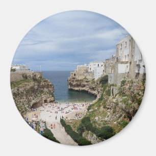 Aimant Polignano a Mare plage de la ville aux Pouilles ai