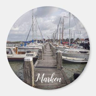 Aimant Quai avec bateaux et yachts à Marken Pays-Bas