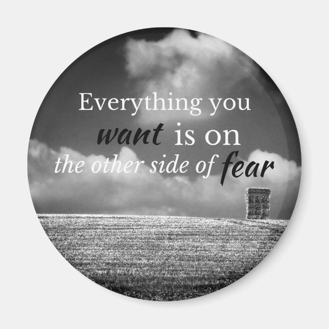 Aimant Quota motivationnel: Everything you want is on... (Devant)