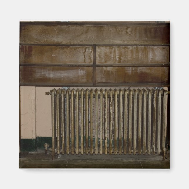 Aimant Radiateur rouillé (chauffage de salle) à la prison (Devant)