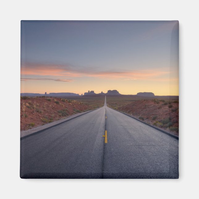 Aimant Route vers Monument Valley Tribal Park (Devant)