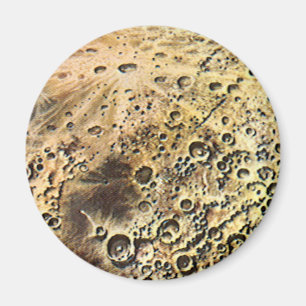 Aimant Science-fiction vintage, vaisseau spatial au-dessu