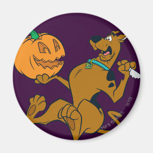 Aimant Scooby-Doo découpant le citrouille