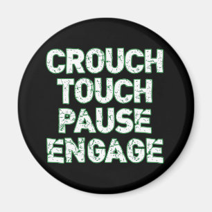 Aimant Se tapissent la pause de contact engagent le tee -