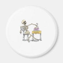 SKeLeToN BiRtHdAy CaKe