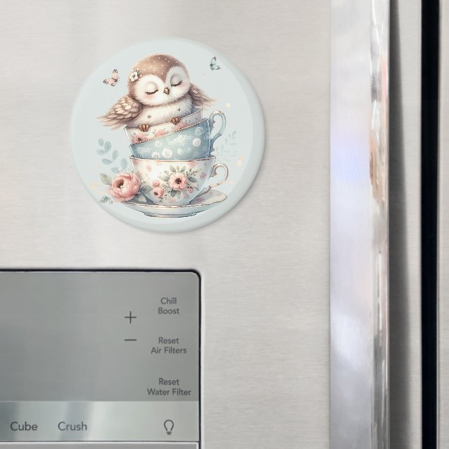 Aimant Sleeping Owl in Stacked Floral Teacups (In situ (réfrigérateur))