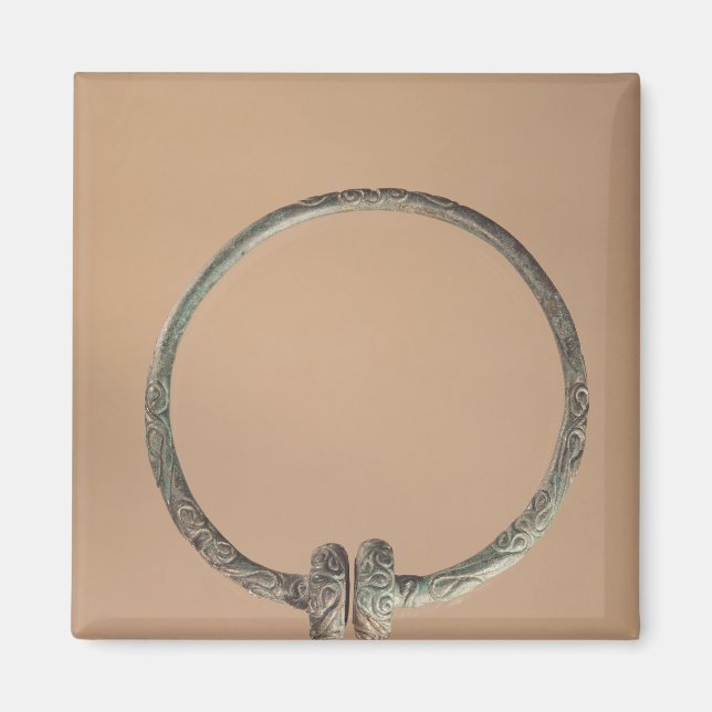 Aimant Torque aux motifs ternes, 5ème siècle av. J.-C. (Devant)