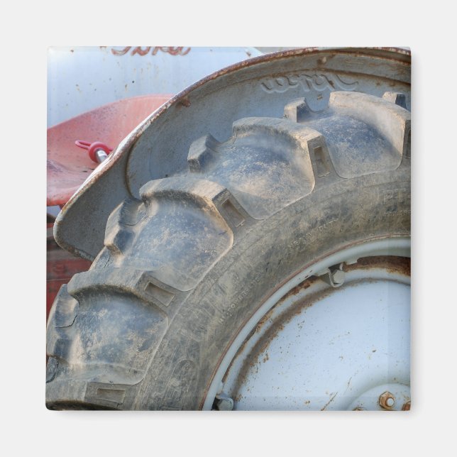 Aimant tracteur antique (Devant)