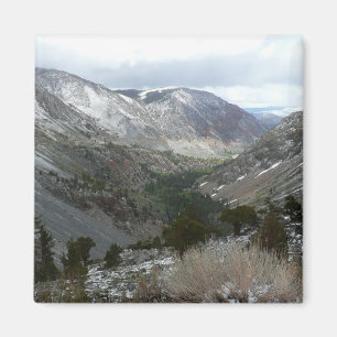 Aimant Traverser les montagnes neigeuses de la Sierra Nev