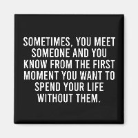 Un drôle de Humour d'introduction sarcastique dit