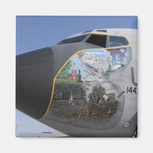 Aimant Un KC-135 Stratotankeraffichant un nez patriotique