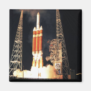 Aimant Une fusée Delta IV Lourde se lève
