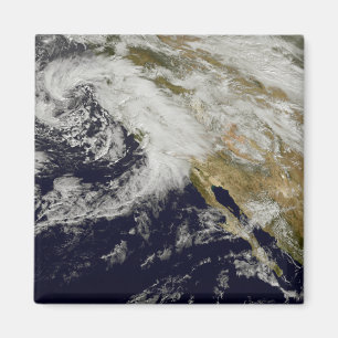 Aimant Une série de tempêtes fortes avec les vents