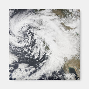 Aimant Une série de tempêtes fortes avec les vents