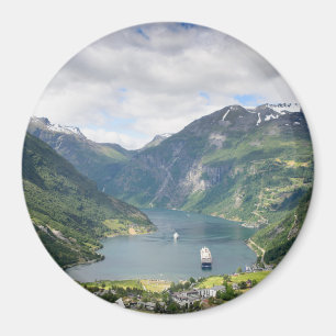 Aimant Vue de Geirangerfjord dans l'aimant rond de la
