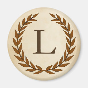 Aimant Wreath Laurel sur le monogramme de parchemin Initi