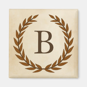 Aimant Wreath Laurel sur le monogramme de parchemin initi
