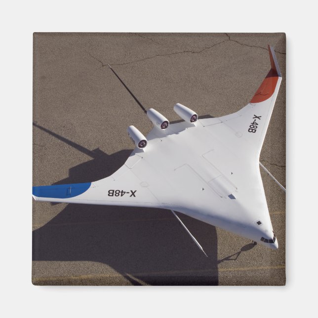 Aimant X-48B Corps à aile mixte véhicule aérien sans pilo (Devant)