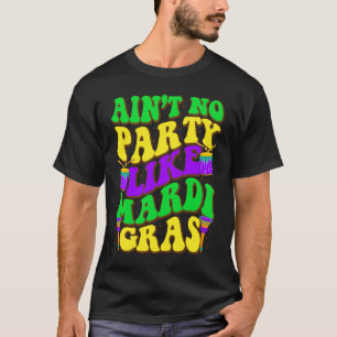 Ain't No Party Like Mardi Gras Party Jester Outfit T-Shirt