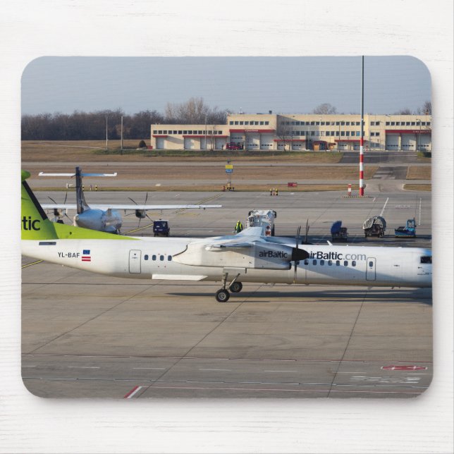 Air Baltic  Dash 8 Q400 Mouse Pad (Front)