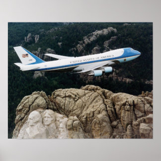 Air Force One survole le mont Rushmore Poster