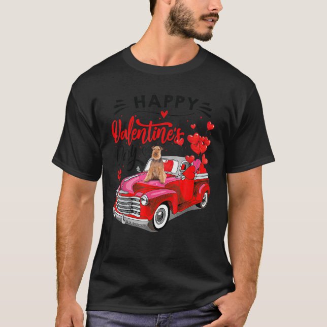 Airedale Terrier Happy Valentine's Day Classic Car T-Shirt (Front)