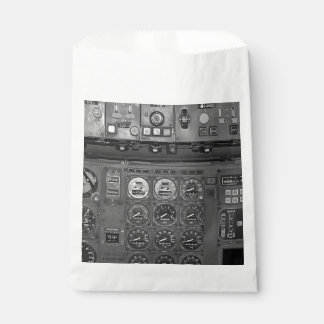 Airplane Aircraft Flight Deck Cockpit Pilot Flies Favour Bag