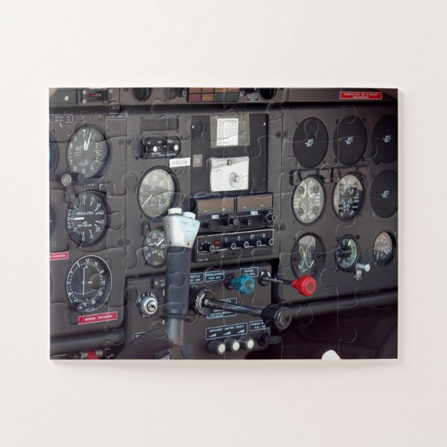 Airplane cockpit jigsaw puzzle (Horizontal)