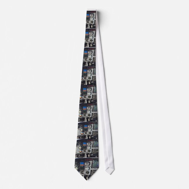 Airplane Instrument Panel Tie (Front)