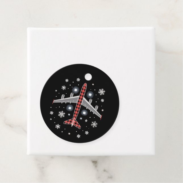 Airplane Plaid Christmas Pilot Favour Tags (In Situ)