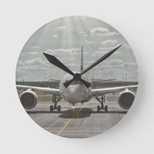 Airplane round clock