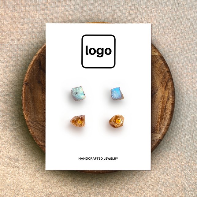 Ajouter un écran d'oreille à quatre trous du logo (Créateur téléchargé)